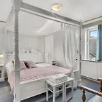 11 Bedroom Cozy In *