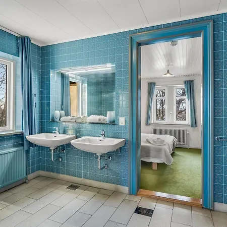 11 Bedroom Cozy In Prázdninový dům Gørding