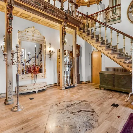 11 Bedroom Cozy In Prázdninový dům Gørding