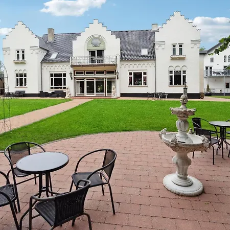 Prázdninový dům 11 Bedroom Cozy In Gørding