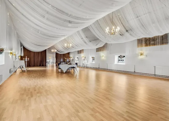 11 Bedroom Cozy In Σπίτι διακοπών Gørding