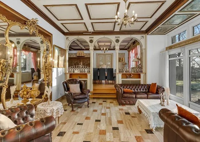 11 Bedroom Cozy In Σπίτι διακοπών *