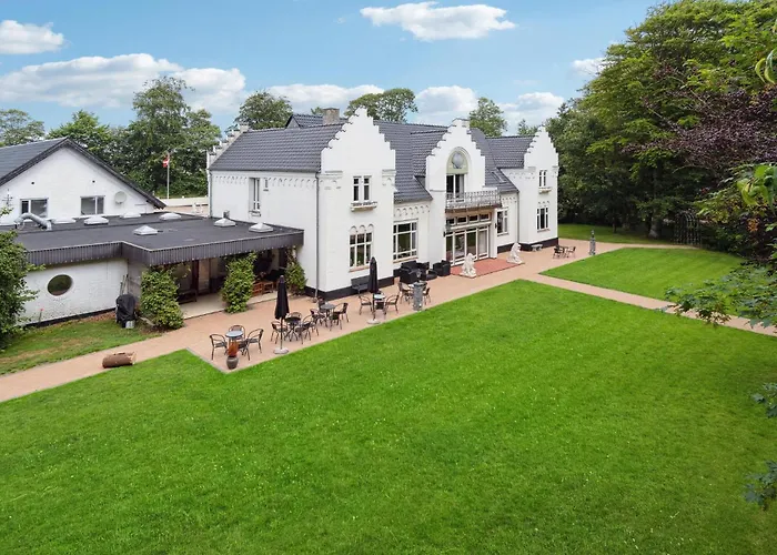 11 Bedroom Cozy In Σπίτι διακοπών